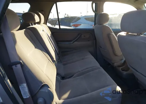 2001 Toyota Sequoia Sr5 V8 from USA, damaged, VIN 5TDZT34A21S016847